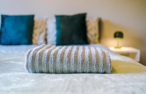 3 Bedroom Semi-Detached Home Sleeps 5 with Driveway - Foto 49