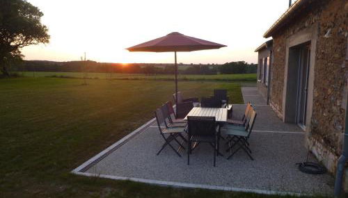 Fermette rénovée spacieuse, calme et lumineuse - Foto 3