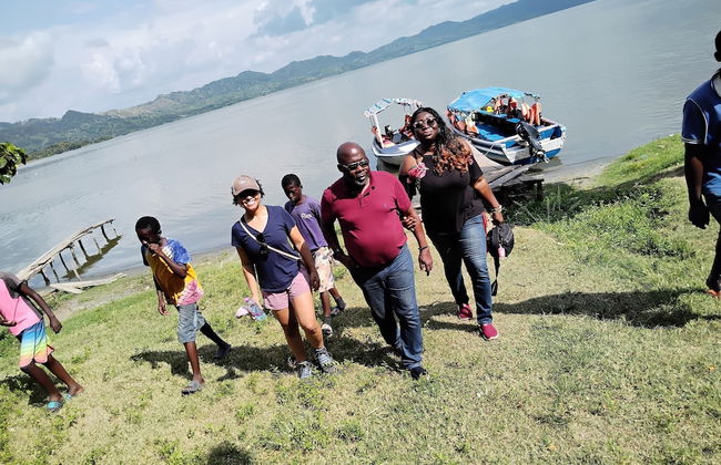 Renajoe Exclusive Centre - Photo 31