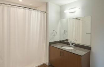 Trendy 3BR City Apt Pool and Ping Pong Fun - Foto 20