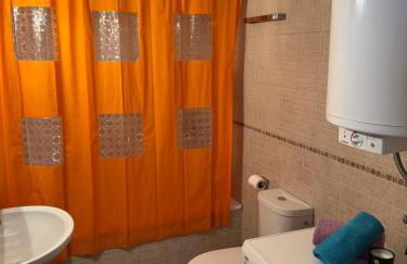 Apartamento planta baja con piscina en el edificio Royal Marine II - Foto 9