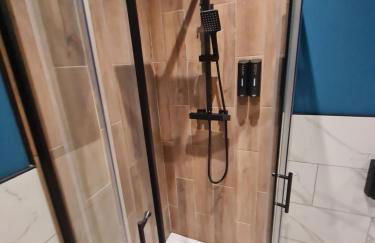 4 BR Luxury House. Bike Park Wales. Secure Bike Store. Brecon Beacons - Photo 11