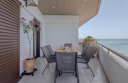 Eclectic Vintage Apartment- Sea View Perfection, Hersonissos, Crete - Photo 8