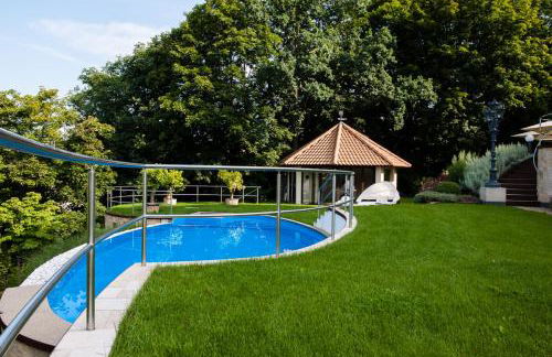 Villa via Lapis - Panoramablick über Dresden - Garten - Pool - Sauna - Luxus - Foto 9