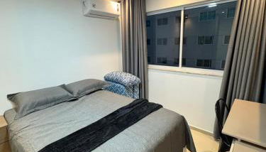 Ap próx ao shopping com garagem, piscina e ar - Foto 1