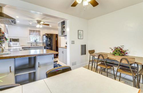 Game Room and Fire Pit West Mifflin Home! - Foto 2