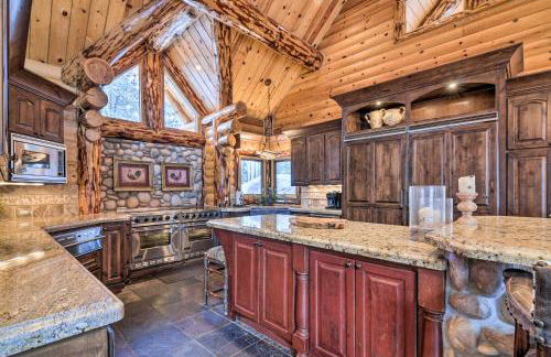 Delightful Cabin Vacation Rental with Fire Pit! - Foto 7