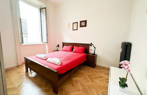 In front of Metro Cadorna La Casa degli Artisti - Photo 10