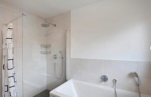 großzügige Unterkunft mit Terrasse - Foto 27