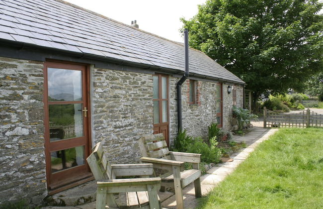 Polean Farm Cottages - Photo 8