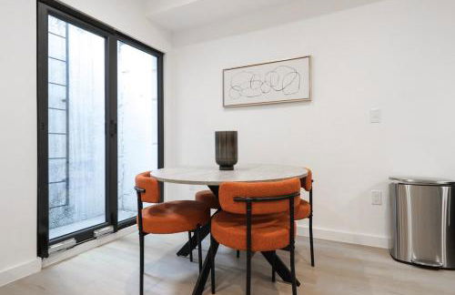 Unit 1 Stylish Studio with King Bed and Sofa Bed - Foto 8