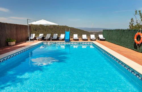 21 Sleeps Private Pool Villa & BBQ Near Barcelona - Foto 7