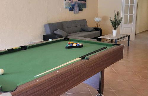 Villa Lluna Sitges 15 minutes drive from Sitges Swimming pool XXL 16 people - Foto 24