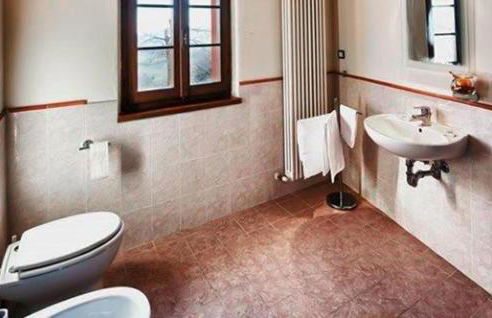 3 Bedroom Cozy Home In Sant'angelo In Vado - Foto 13