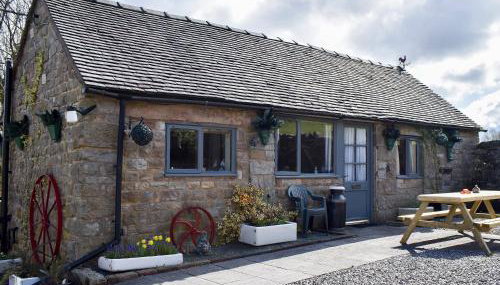 Stable Cottage - Photo 2