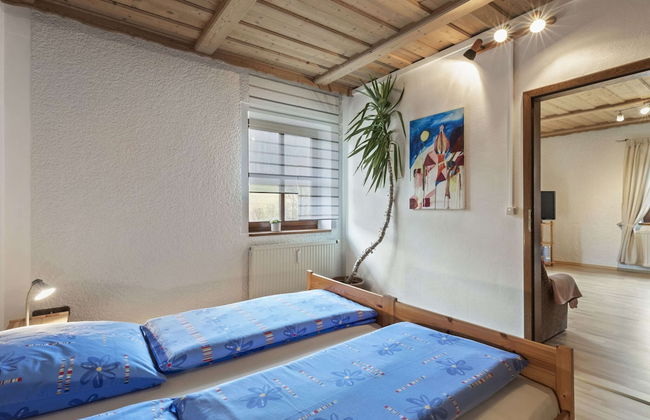 Apartment in Schonsee Near Lake Beach - Photo 3