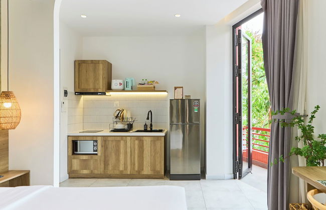 KIN WANDER TAN PHONG, THE MOONAGE - Foto 72