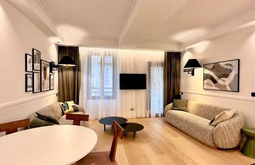 OPERA PROMENADE 4 Renovated 3 Bedrooms Balcony Sea View AC - Foto 12