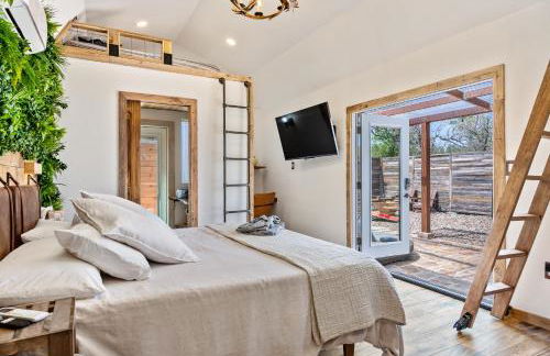 Romantic Tiny Luxury Retreat w heated pool, sauna n outdoor shower in Wimberley 10 acres - Foto 16