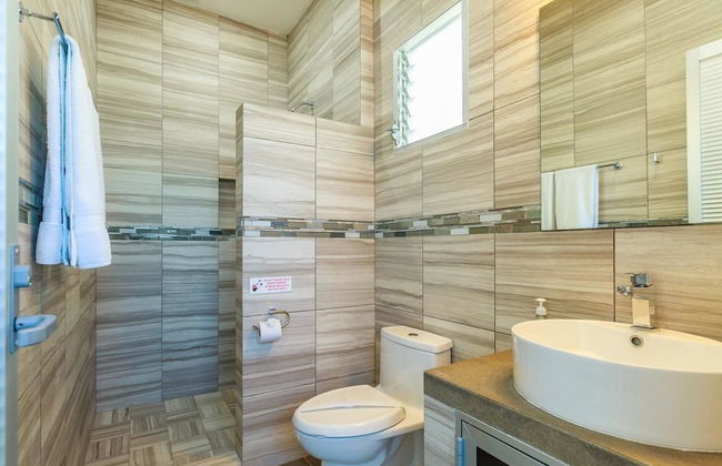 Casitas De Paloma Entire Property by Skyrun - Photo 15