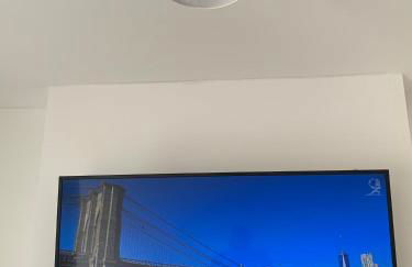 Dane Guest House Free Parking Fast WiFi Modern Living - Foto 5