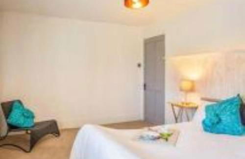 Relax with the whole family at the cosy cottage - Business rates available please enquire - Foto 11