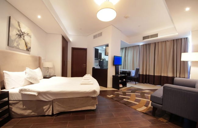 Studio Apartment in The Matrix Tower - Photo 4