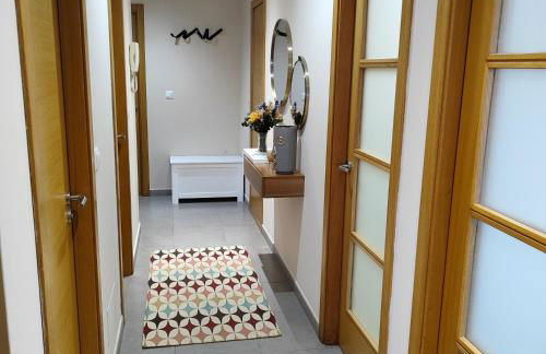 Piso céntrico en Viveiro con aparcamiento - Foto 8