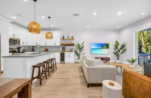 Opulence & Serenity at Our Luxury Home in Jupiter! - Photo 27