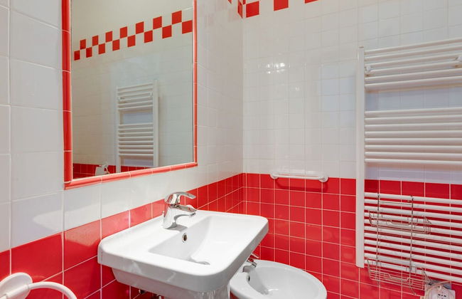 Villa in Torri del Benaco With Lake Garda Views - Photo 20