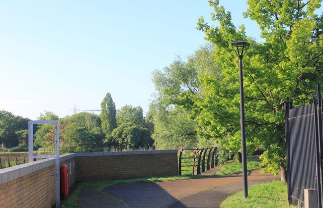 Luxurious 2-bed Haven in the Heart of Barking - Foto 38