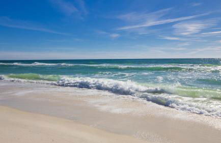 Seafoam – Beautiful 3BR Home with Heated Private Pool - 4 Min Walk to Beach! - Foto 6