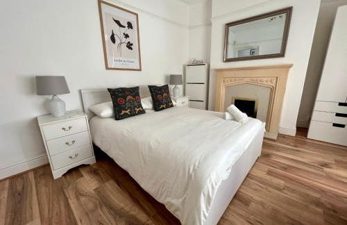 2025 Award Winner Liverpool Ivy House - 4 Bedrooms - Foto 60