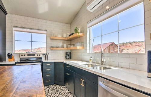 Modern Ranch House with Fire Pit and Valley Views - Foto 15