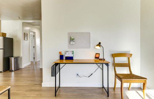 Clear Lake Living! Pet-Friendly Gem with Fenced Yard - Foto 7