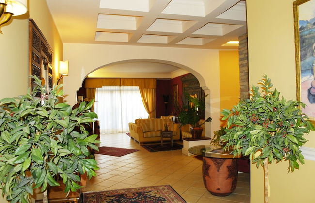 Greta Rooms Hotel - Photo 37