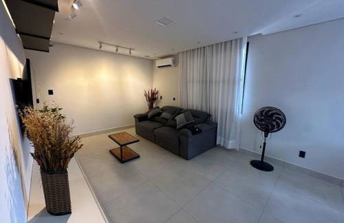 Casa central ampla e moderna c/ Jacuzzi - Foto 2