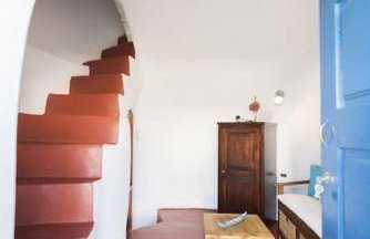 Lioyerma Windmill Villa With Outdoor Hot Tub - Photo 10