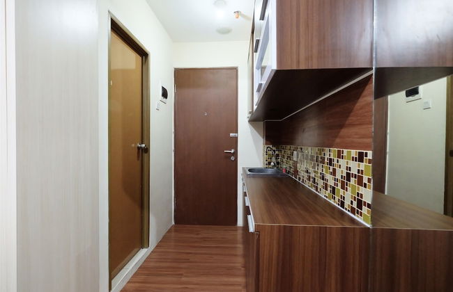 Strategic and Simple Studio Tifolia Apartment near Kelapa Gading - Photo 8