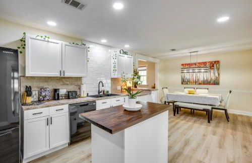 Backyard, Deck and Fire Pit Conroe Getaway - Foto 11