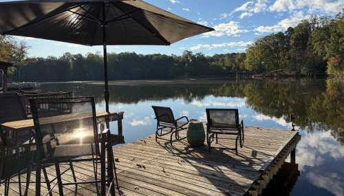 Charming Romantic Lakefront Cottage or Guest Room Depending on Availability Near Golf - Foto 1