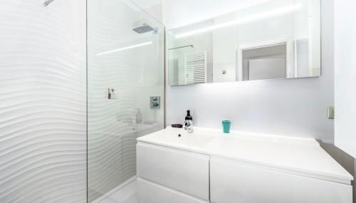 MASSENA - Agréable 3 pièces - Plein coeur de Menton - Foto 5, Shower