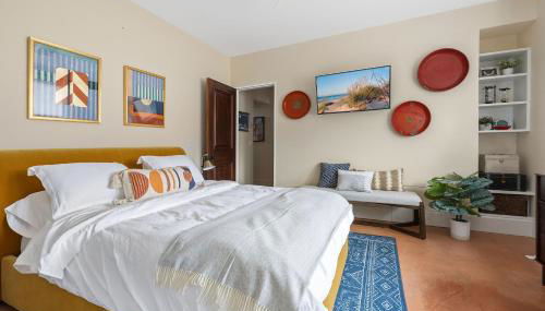 The White Owl by Juniper Holiday + Home - Foto 2