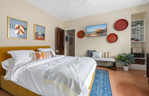 The White Owl by Juniper Holiday + Home - Foto 2