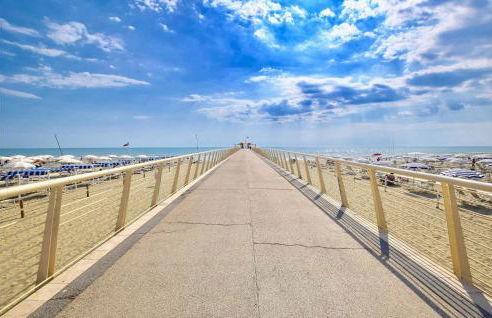 5 Bedroom Amazing Home In Fabbiano - Foto 10