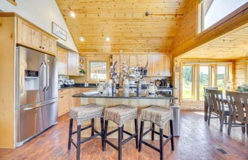 Lakefront Divide Cabin with Game Room! - Foto 9