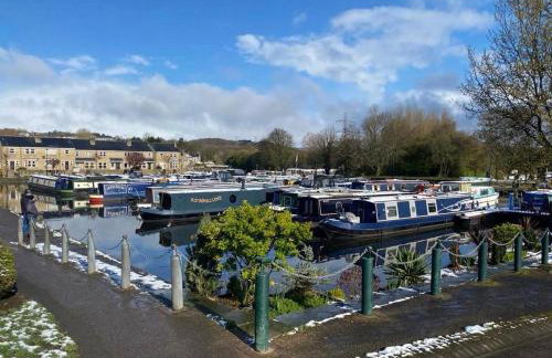 Stylish 3-Bedroom Mill Conversion near Leeds - Foto 5