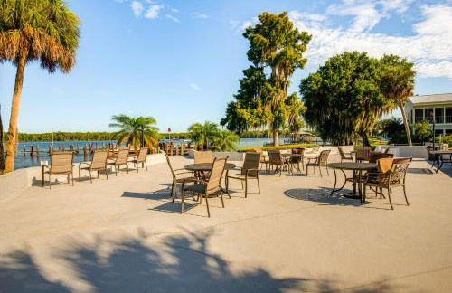 River-View Condo with Boat Slip in Welaka! - Foto 24