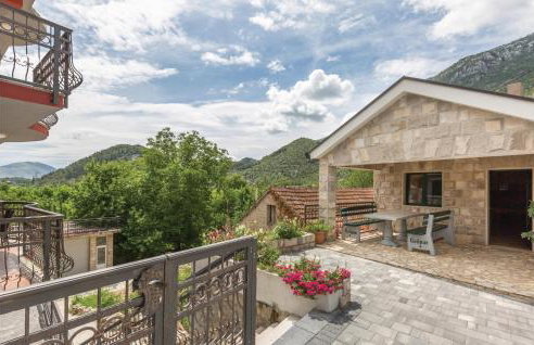 Gorgeous Home In Umcani - Foto 18