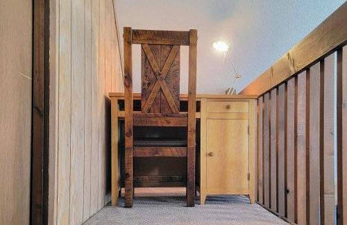 Fire Pit and Games! Secluded Chalet 30 Mi to Montage - Foto 20